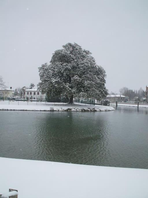 Villa Olanda Мира Экстерьер фото