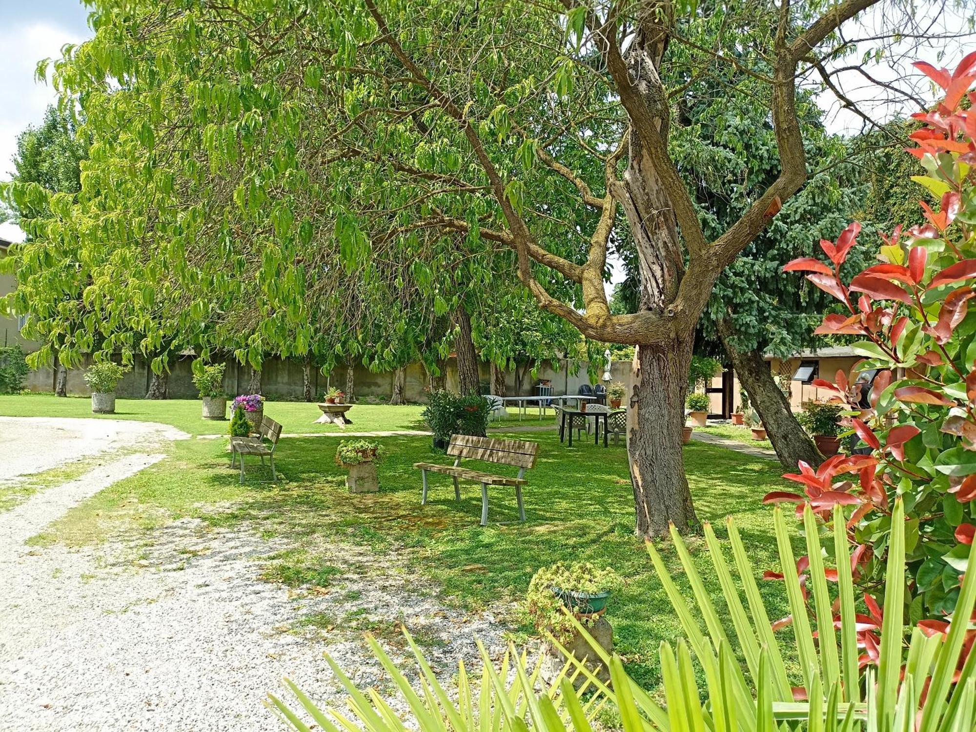 Villa Olanda Мира Экстерьер фото