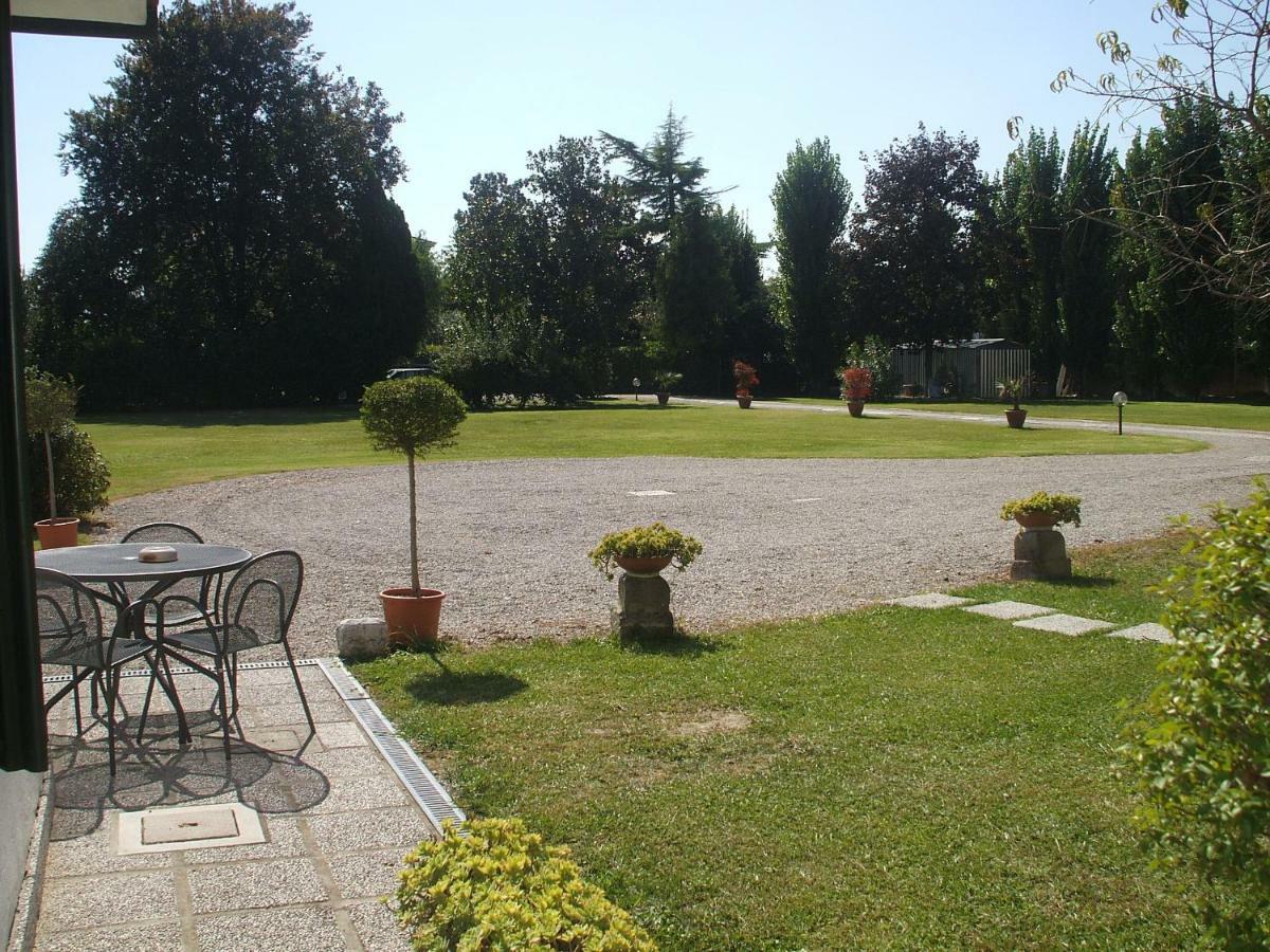 Villa Olanda Мира Номер фото